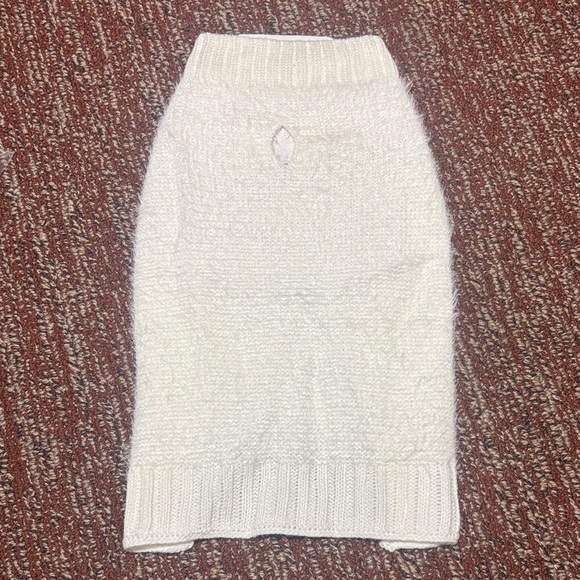 Elegant White Knit fuzzy xs small dod/cat pullover sweater pet fashion f - Picture 1 of 5